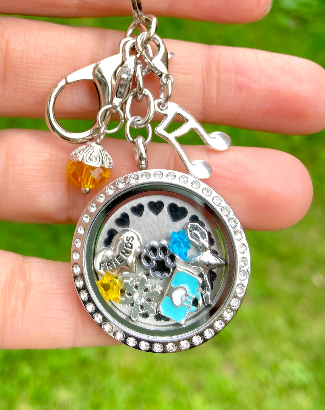 Keychain lockets – Unique lockets and charms